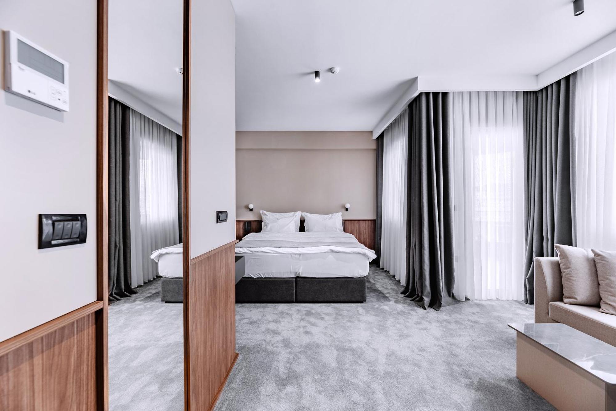 Actor Hotel Suto Orizari Exteriér fotografie